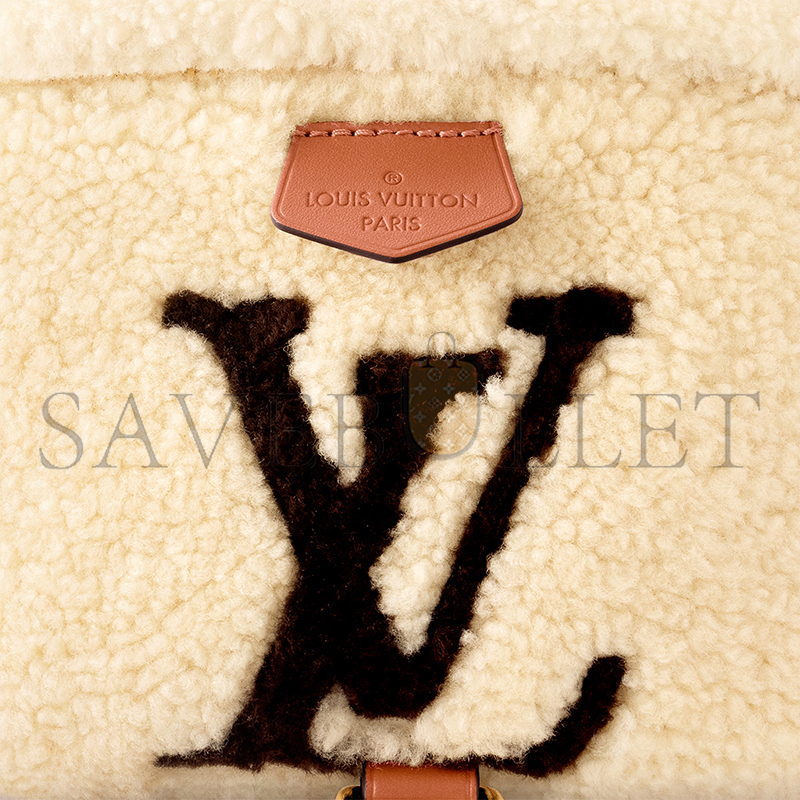 LOUIS VUITTON BUMBAG M23715 (37*14*13cm)